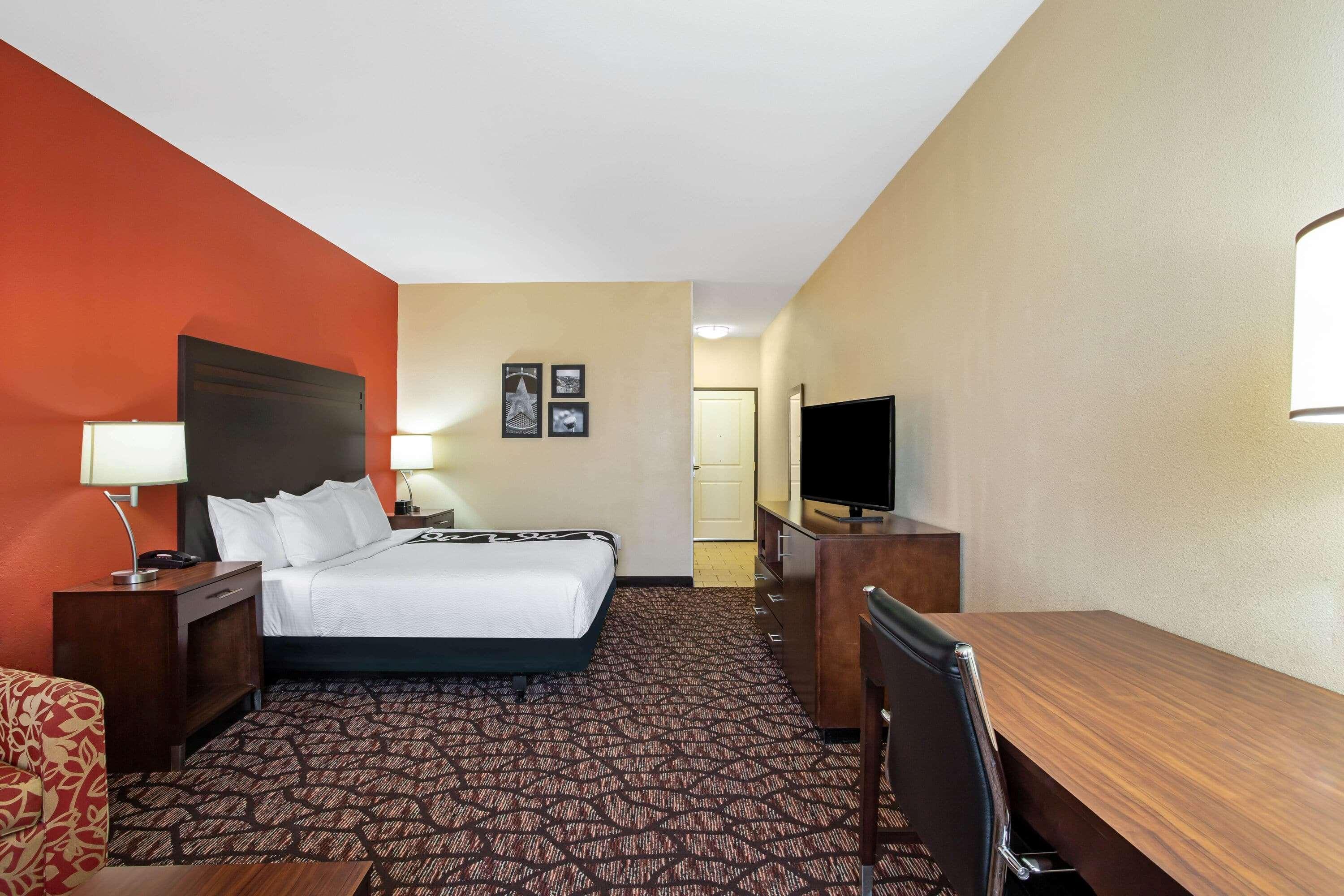 La Quinta By Wyndham Pecos Hotel Екстериор снимка